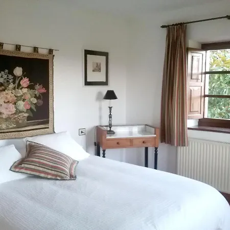 Prázdninový dům House With 7 Bedrooms In Villaviciosa With Wonderful Mountain View Enclosed Garden And Wifi 2 Km From The Beach *