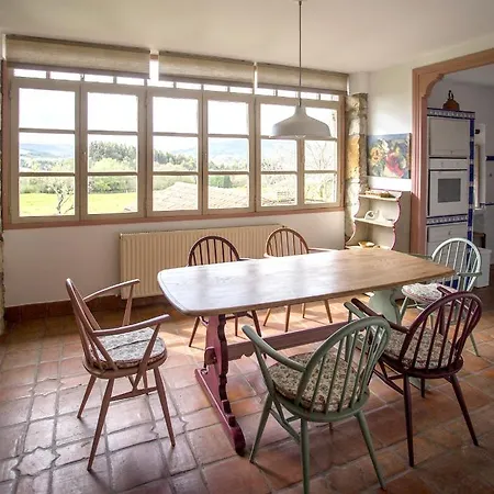 Prázdninový dům House With 7 Bedrooms In Villaviciosa With Wonderful Mountain View Enclosed Garden And Wifi 2 Km From The Beach Argüero